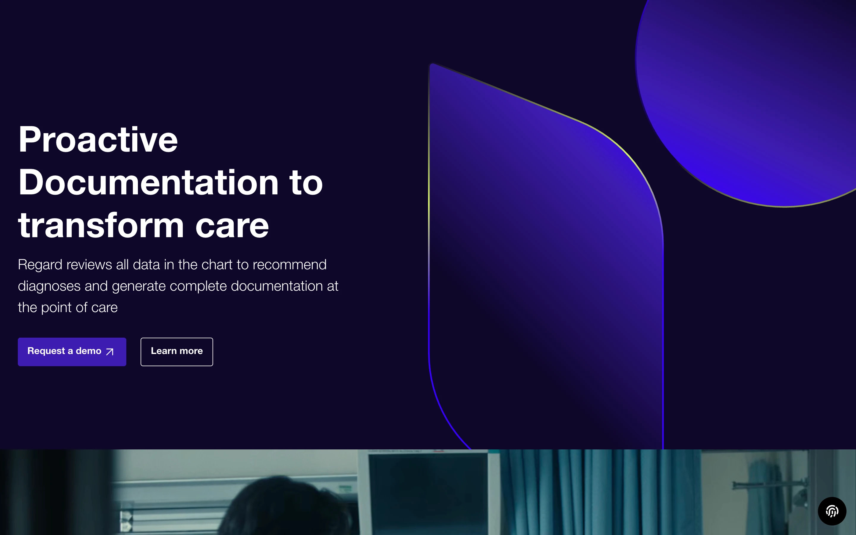 Regard 公式サイトのヒーローセクション。「Proactive Documentation to transform care」を掲げ、カルテ内の全データをレビューして診断候補と診療記録を生成すると説明している